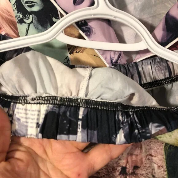 Taylor Swift women The Eras Tour top and bottom pajama set, M - Picture 11 of 12